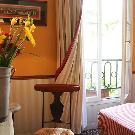 Saint Sulpice Hotel *
