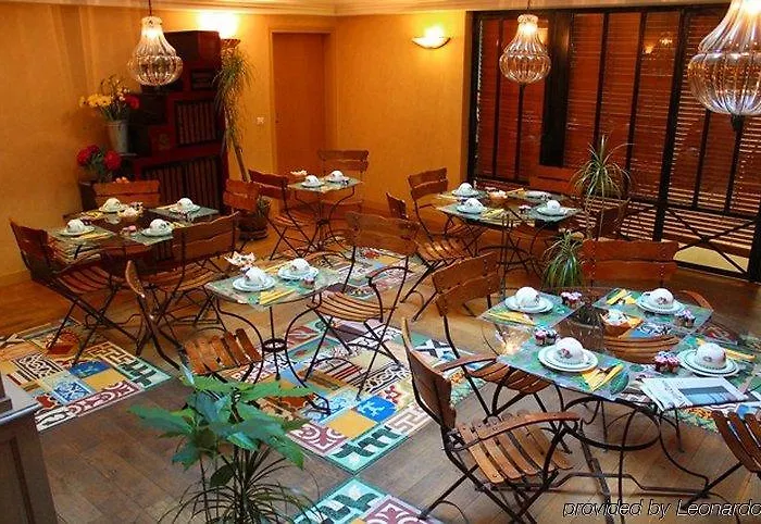 ホテル Saint Sulpice