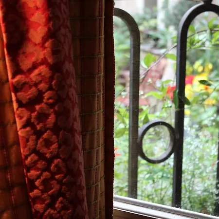 Saint Sulpice 酒店